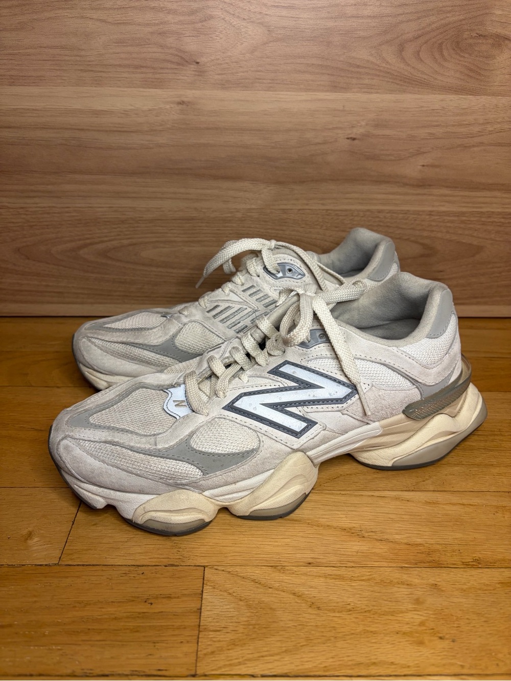 New Balance 9060 Sneakers - Size 9.5